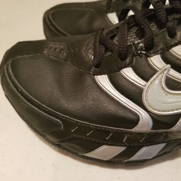 Size 7.5 Nike Reax Womens Trainer - Picture 4 of 8